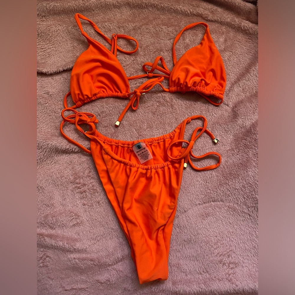 Blackbough swim bikini